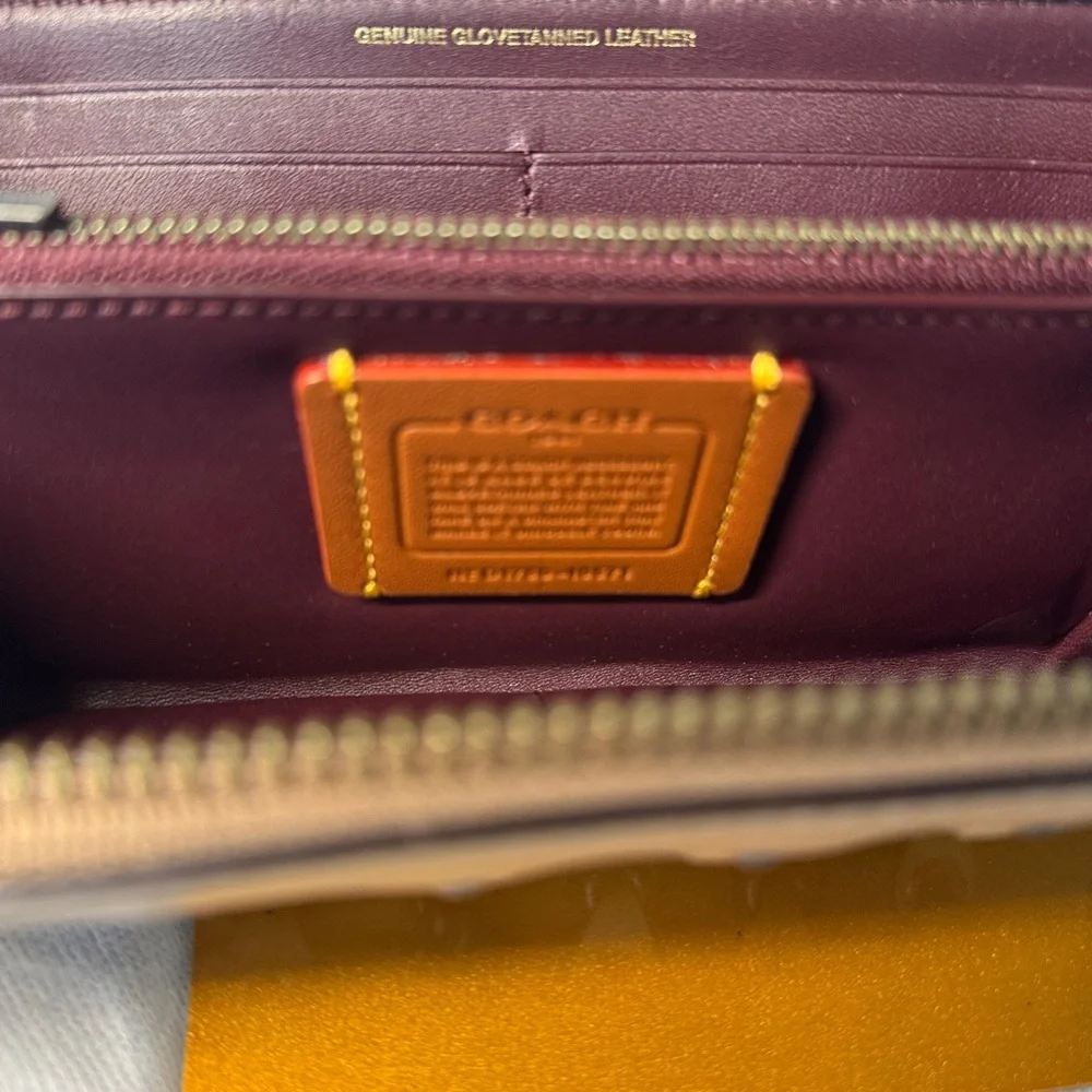 Coach Tan 1941 Link exotic phyton wallet rare multicolor leather zip around - Picture 4 of 14